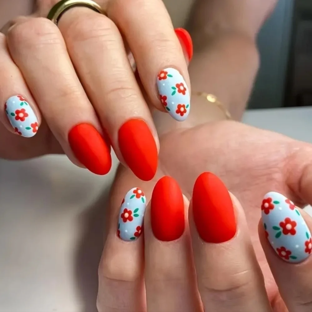 24 Pieces Fake Press On Nails